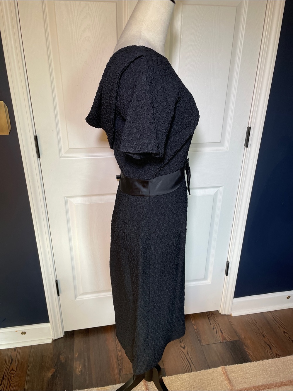 1950s Topaz Original Black Woven Ribbon Knit Cocktail Dress Satin Bow
Size 4/6 - Picture 4 of 15